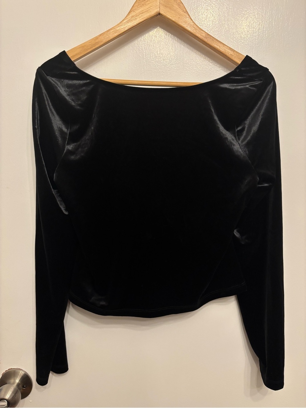 wild fable Black Velour Boatneck Long-Sleeve Open Back Top